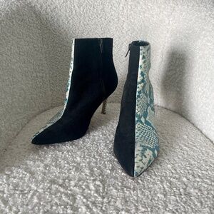 [Something Navy] Colorblock Bootie